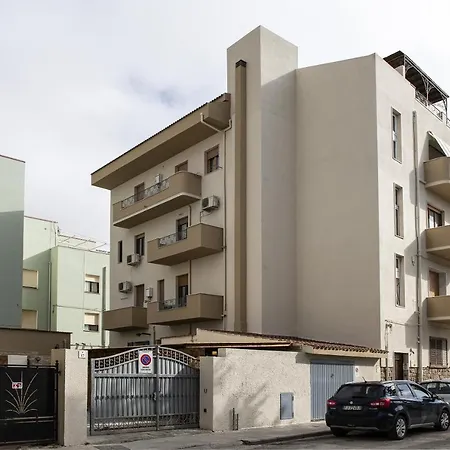 Casa I Gerani Vista Mare 公寓 *